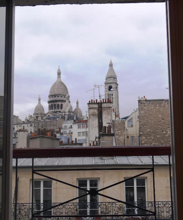 Hotel Montmartre Париж Екстериор снимка