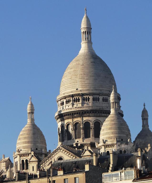 Hotel Montmartre Париж Екстериор снимка