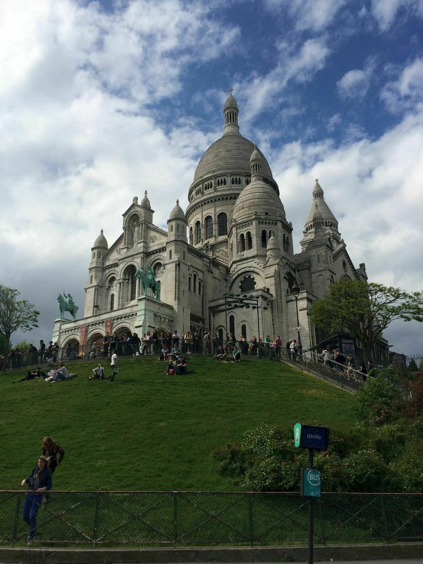 Hotel Montmartre Париж Екстериор снимка