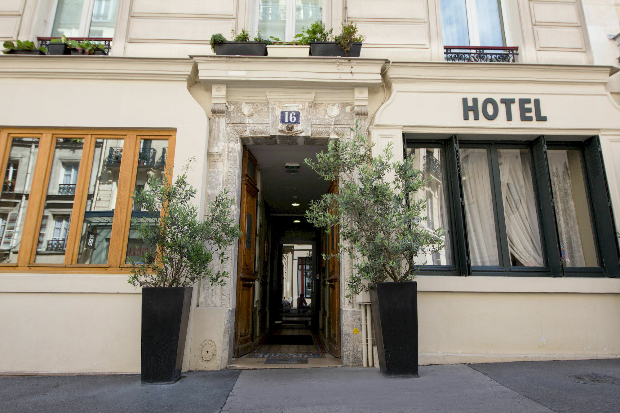 Hotel Montmartre Париж Екстериор снимка