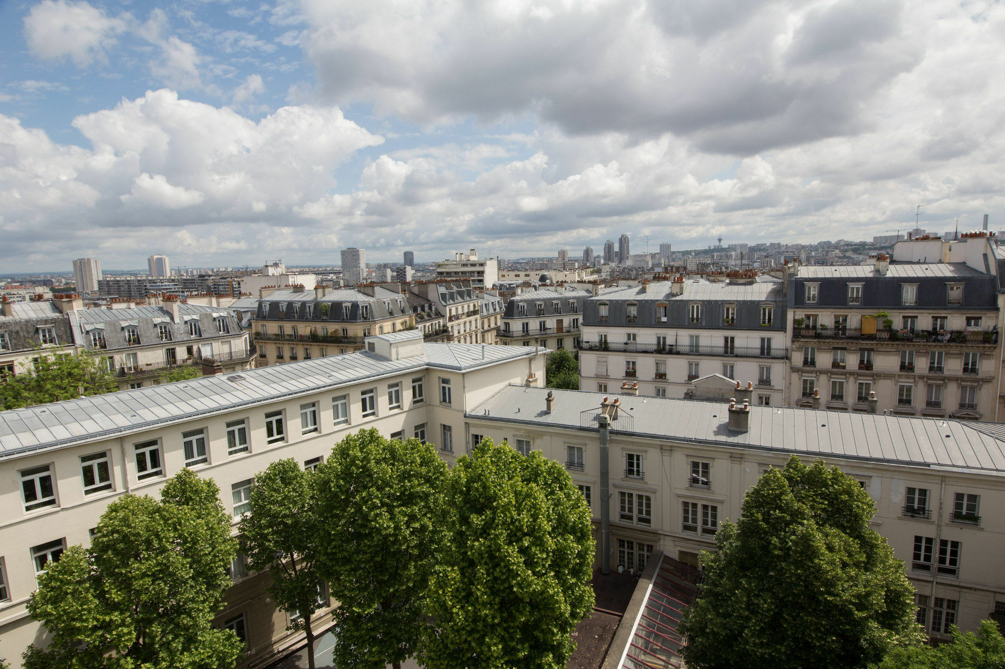 Hotel Montmartre Париж Екстериор снимка